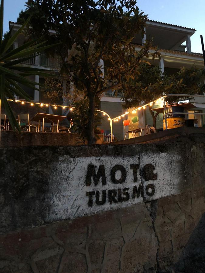 Mototurismo - Alla Scoperta Della Sardegna Sarroch Εξωτερικό φωτογραφία